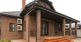 Строительство домов из кирпича с мансардой в Спасске-Дальнем | от 3596 рублей